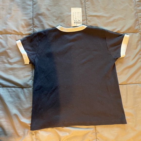 Brandy Melville shirt - Picture 4 of 5